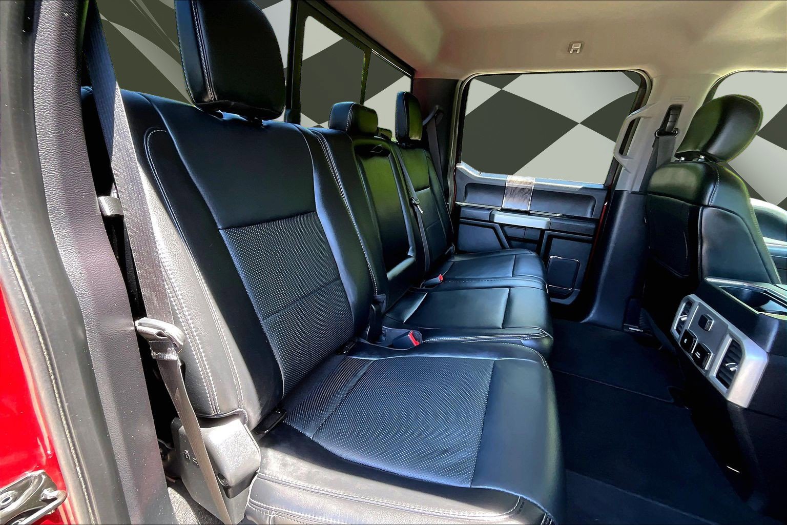 Used 2019 Ford F250 Lariat w/ Lariat Value Package AWD/4WD image 27
