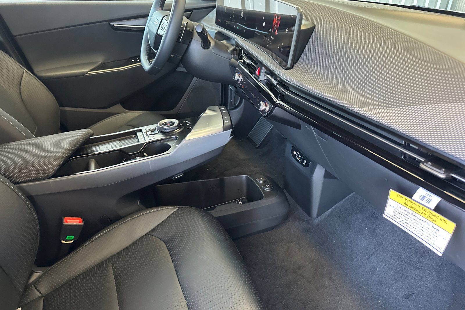 New 2026 Kia EV6 Wind RWD image 16