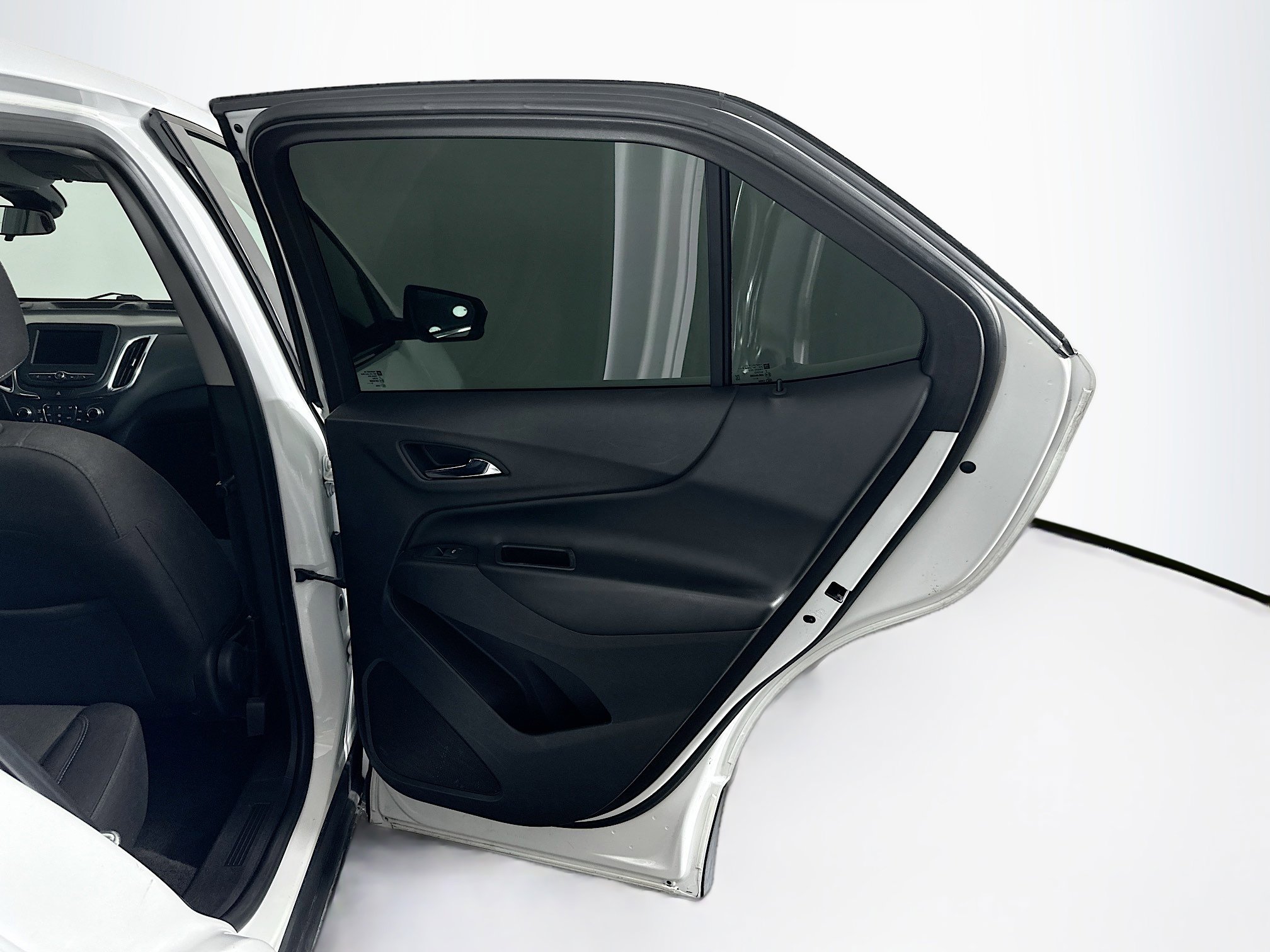 Used 2020 Chevrolet Equinox LT image 29