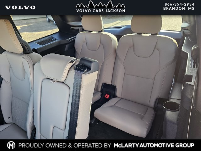 New 2026 Volvo XC90 B6 Plus w/ Protection Package Premier AWD/4WD image 15