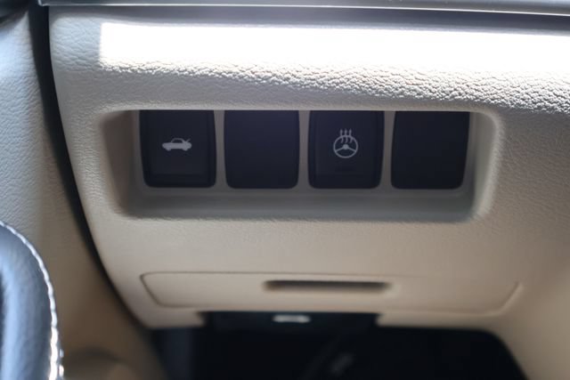 Used 2019 Nissan Maxima 3.5 SL w/ Floor Mat Group FWD image 14