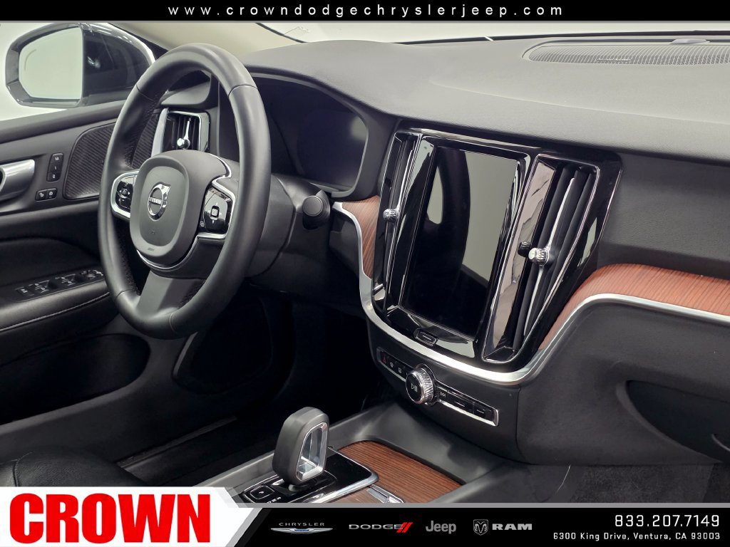 Used 2024 Volvo S60 B5 Plus AWD/4WD image 12