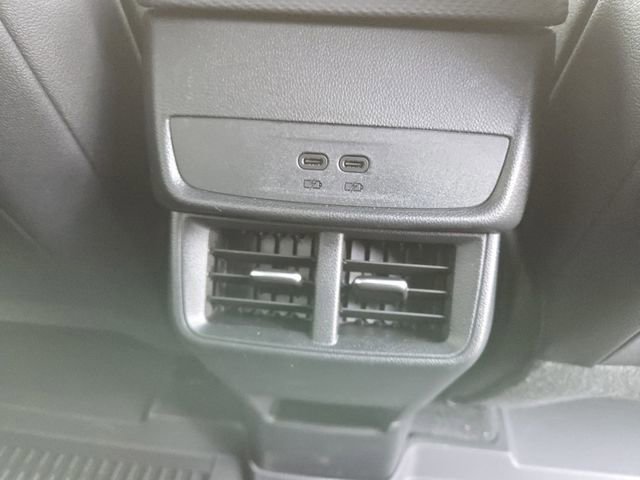 New 2026 Chevrolet Equinox LT w/ Convenience Package II image 17