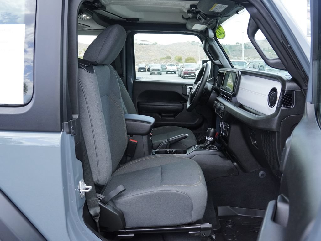 Certified 2026 Jeep Wrangler Sport AWD/4WD image 27