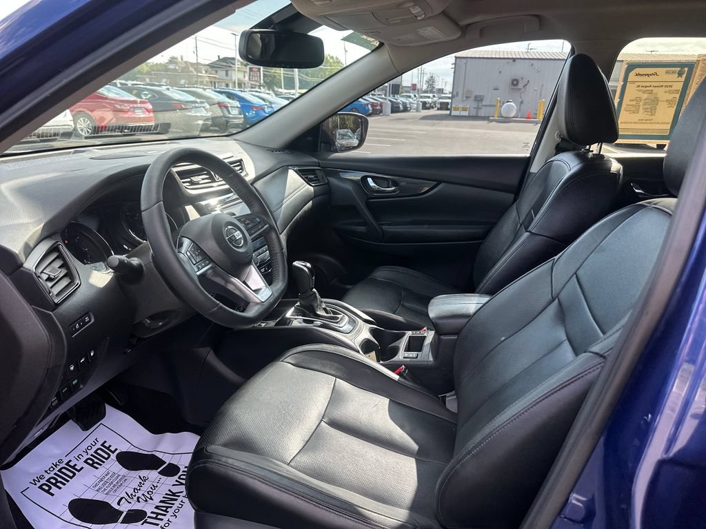 Used 2020 Nissan Rogue SL w/ Premium Package AWD/4WD image 10