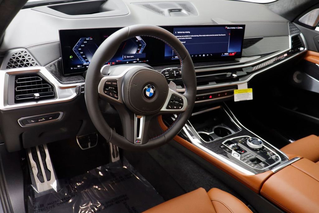 New 2026 BMW X7 M60i image 6