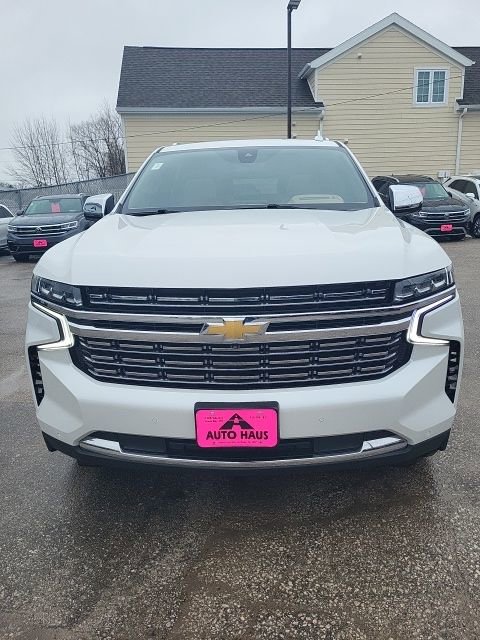 Used 2021 Chevrolet Suburban Premier w/ Premium Package image 28