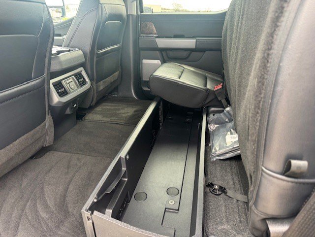 Used 2026 Ford F250 Lariat AWD/4WD image 30