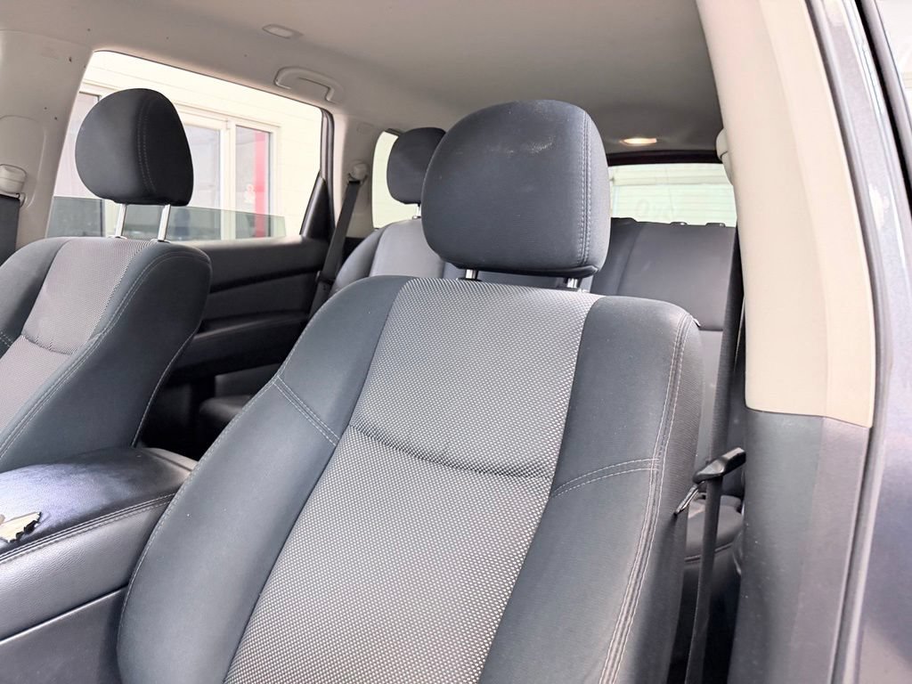 Used 2019 Nissan Pathfinder SV FWD image 15