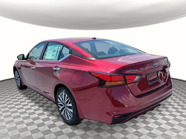 New 2025 Nissan Altima 2.5 SV image 3