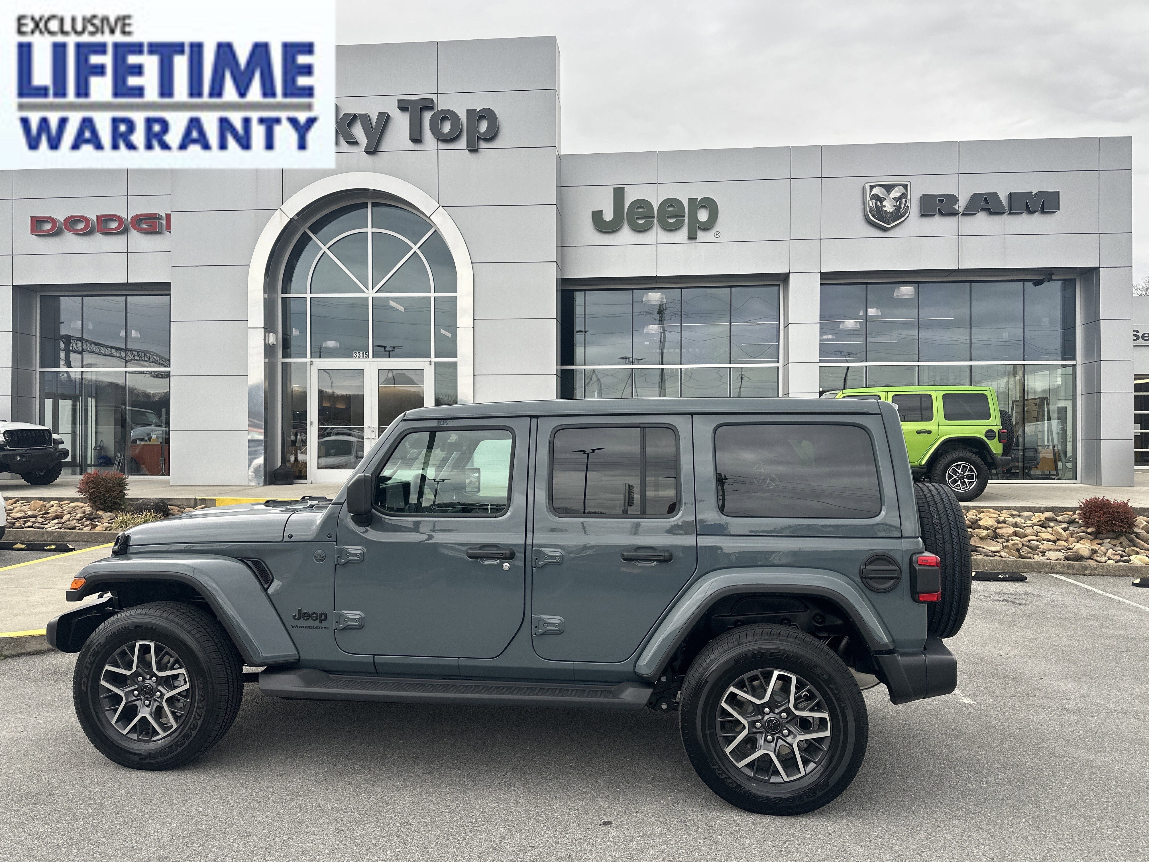 New 2026 Jeep Wrangler Unlimited Sahara AWD/4WD image 1
