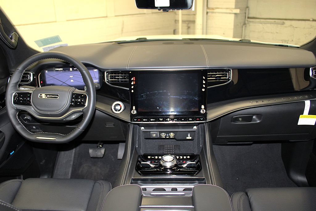 New 2026 Jeep Grand Wagoneer L Summit w/ Premium Group III AWD/4WD image 9