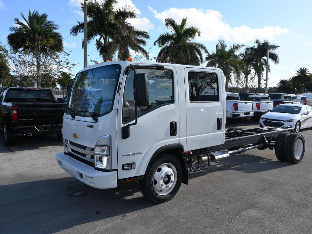 New 2025 Chevrolet Low Cab Forward RWD image 2