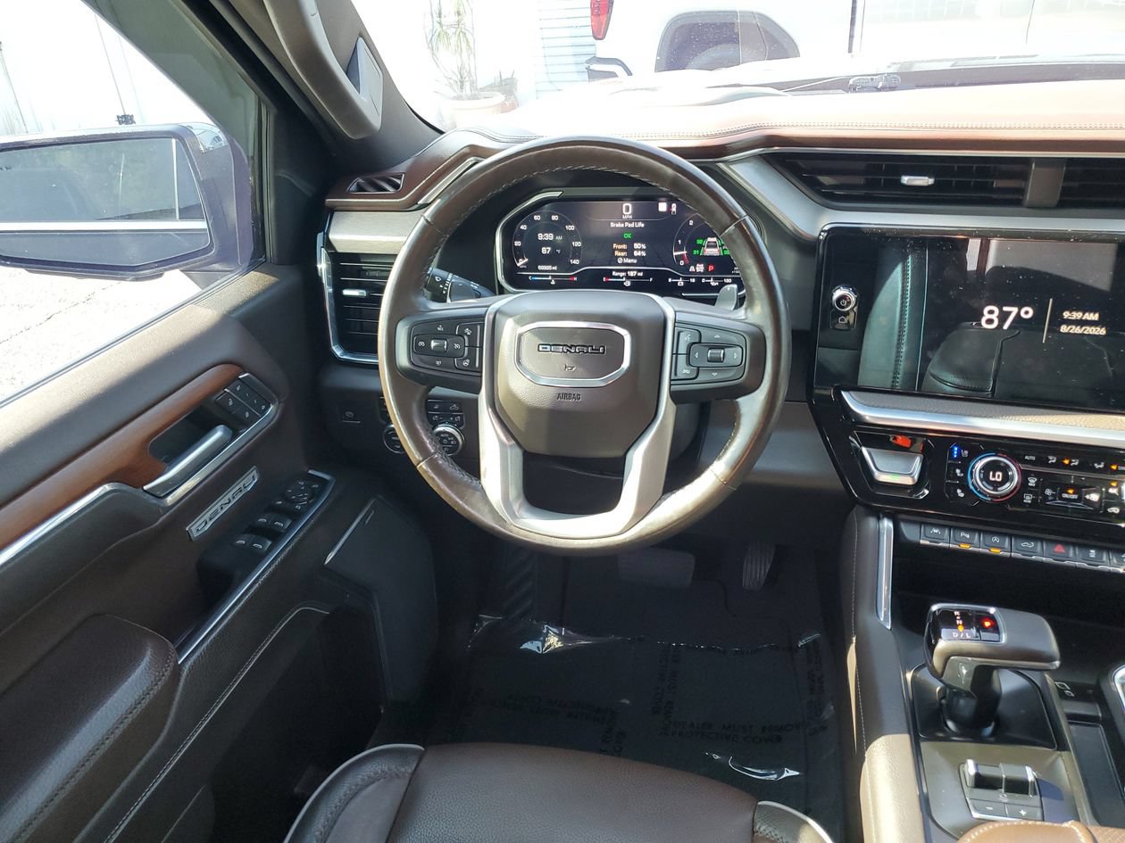 Used 2023 GMC Sierra 1500 Denali w/ Denali Reserve Package AWD/4WD image 13