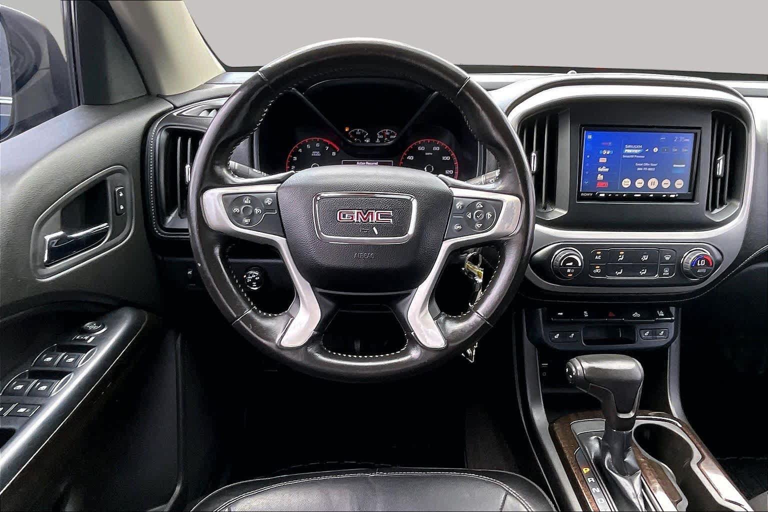 Used 2015 GMC Canyon SLT w/ Driver Alert Package AWD/4WD image 6