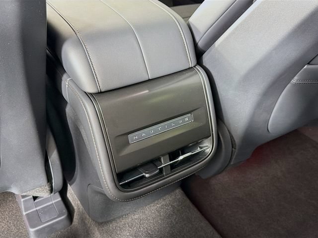 Certified 2024 Lincoln Nautilus Reserve w/ Jet Appearance Package (87T) AWD/4WD image 29