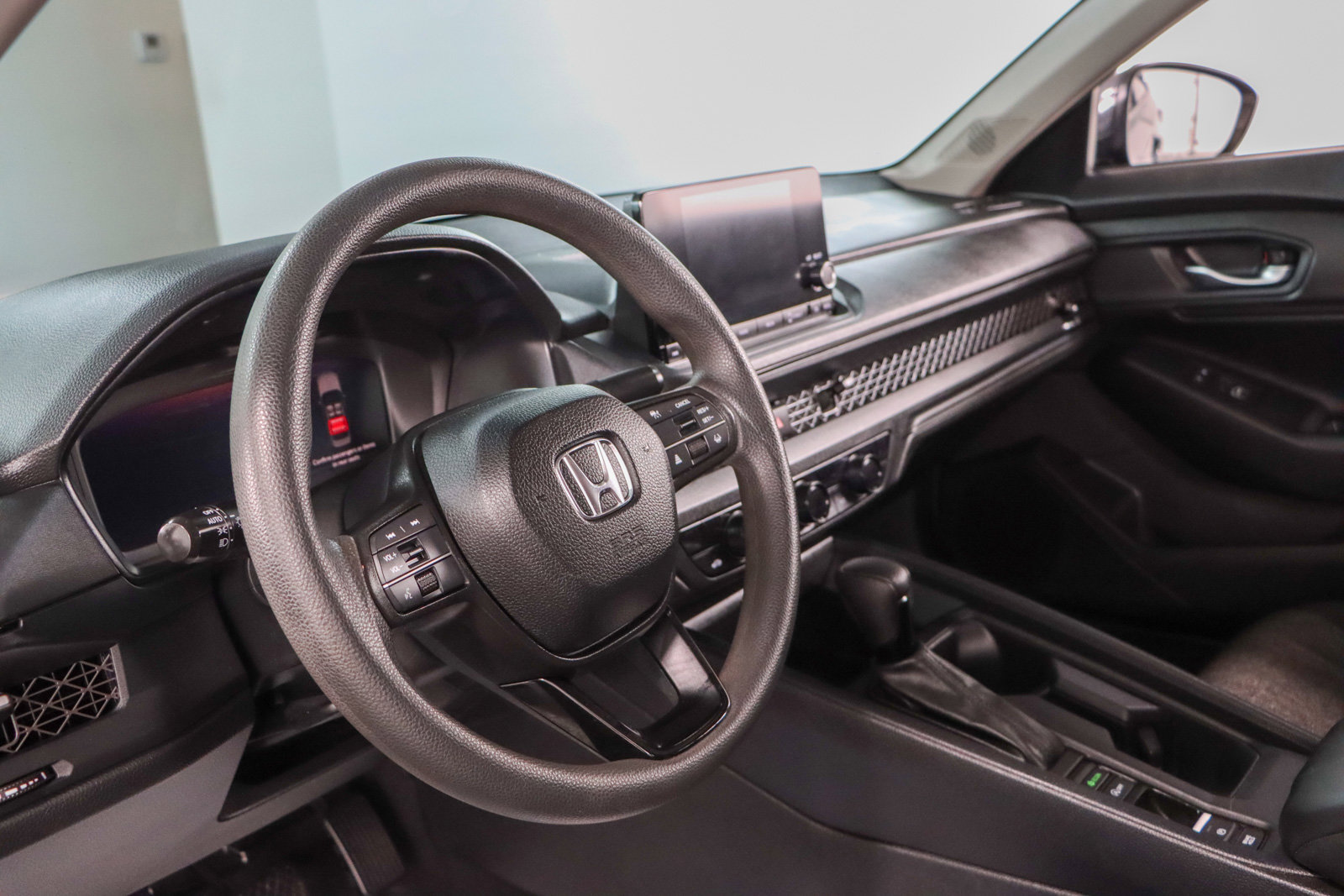 Used 2023 Honda Accord EX image 23