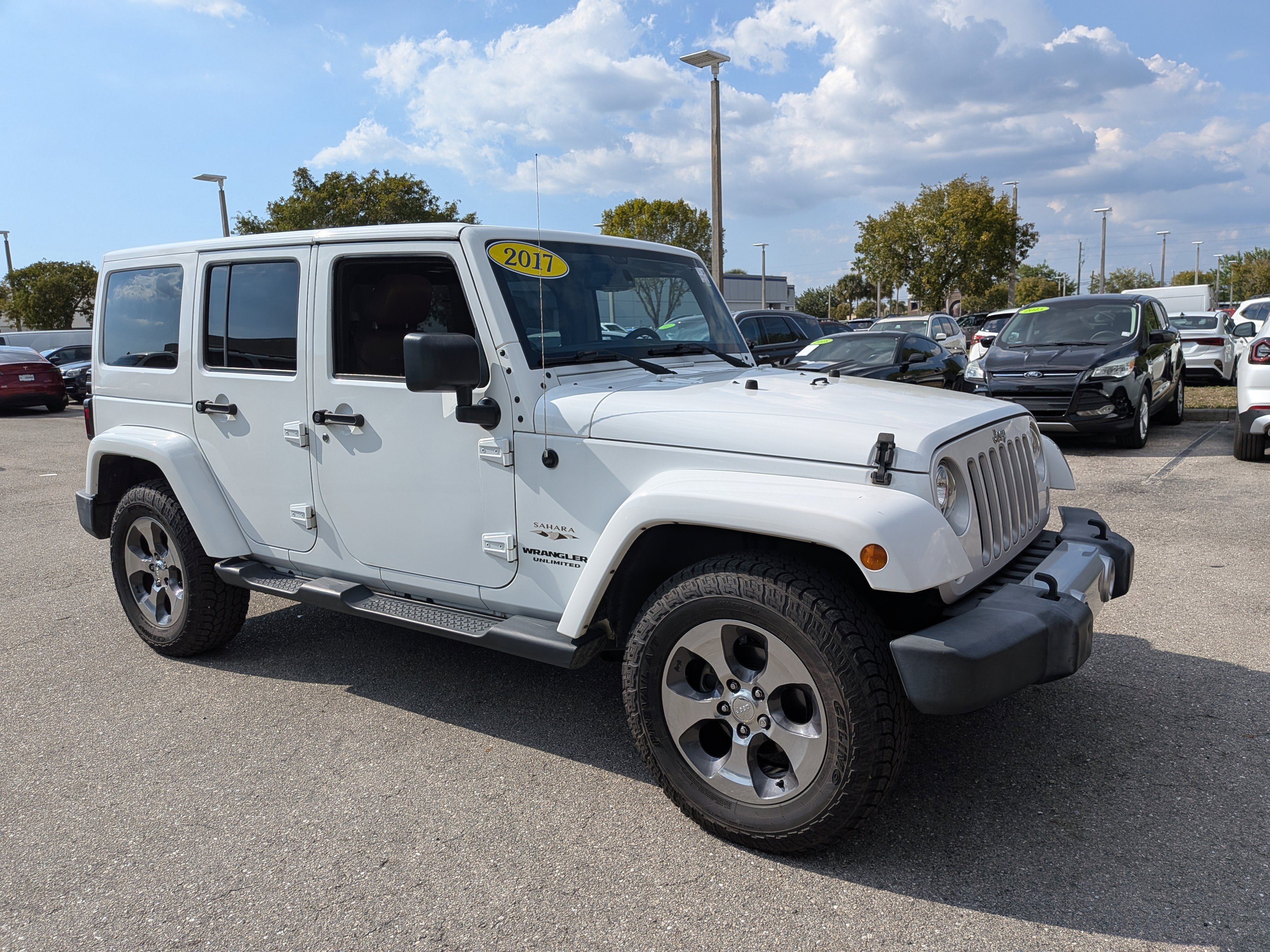 Used 2017 Jeep Wrangler Unlimited Sahara w/ Connectivity Group