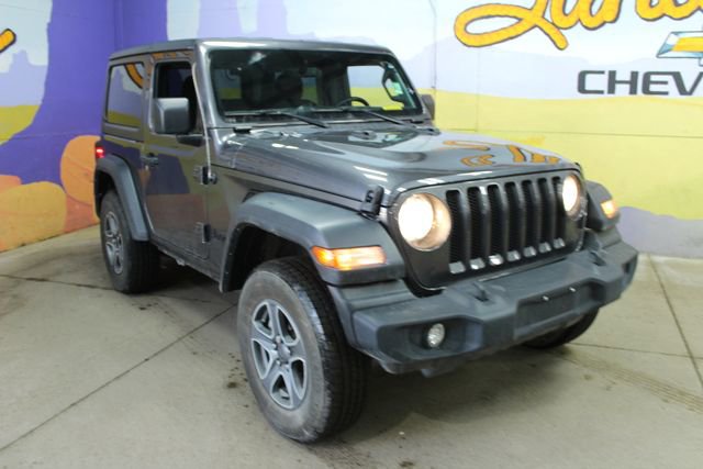 Used 2021 Jeep Wrangler Sport S image 3