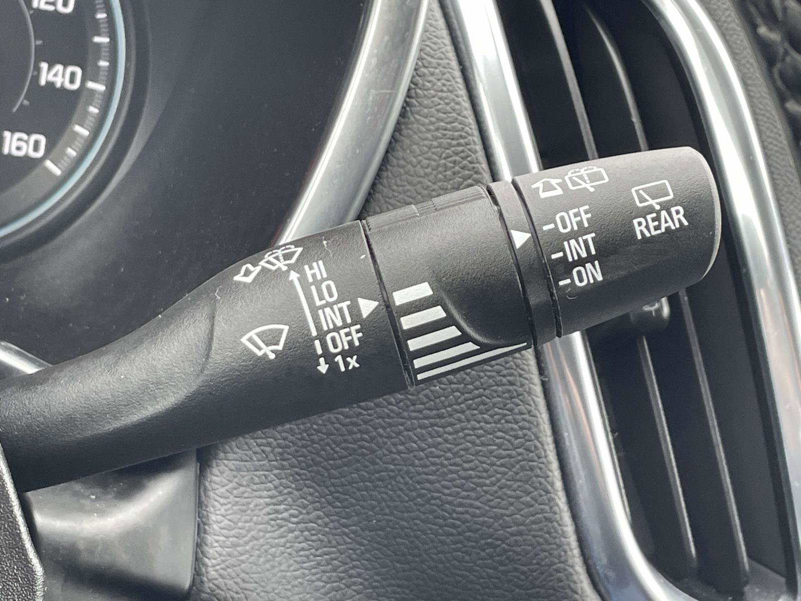 Certified 2024 Chevrolet Equinox LT AWD/4WD image 36