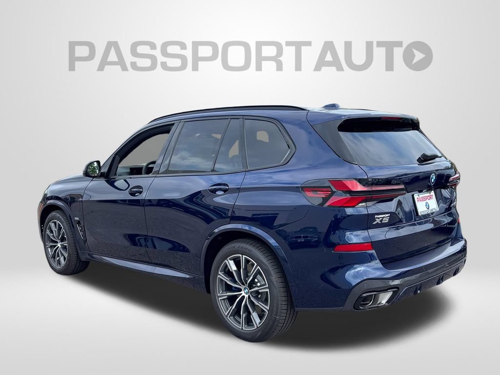 New 2026 BMW X5 xDrive50e w/ M Sport Package AWD/4WD image 3