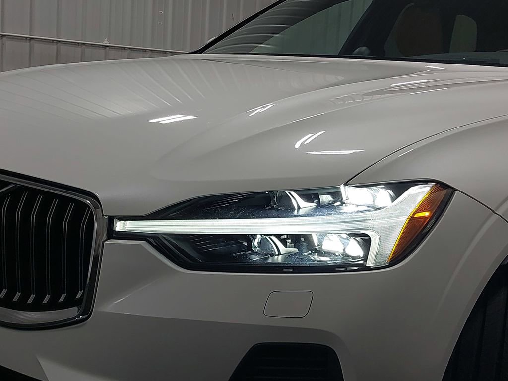 Used 2023 Volvo XC60 B6 Ultimate image 34