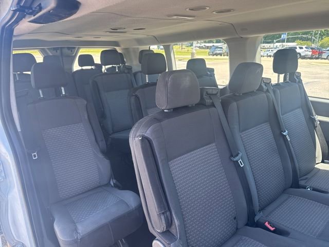 Used 2021 Ford Transit 350 XLT RWD image 4