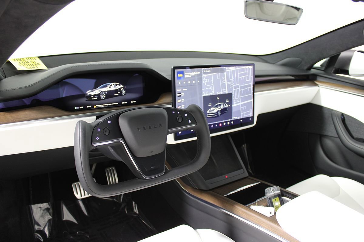 Used 2023 Tesla Model S Standard Range AWD/4WD image 7