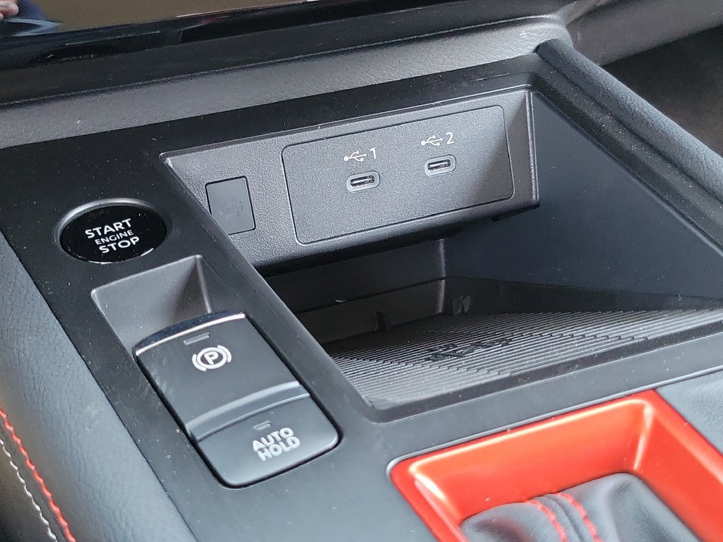 New 2026 Nissan Kicks SR w/ Interior Electronics Package FWD image 9