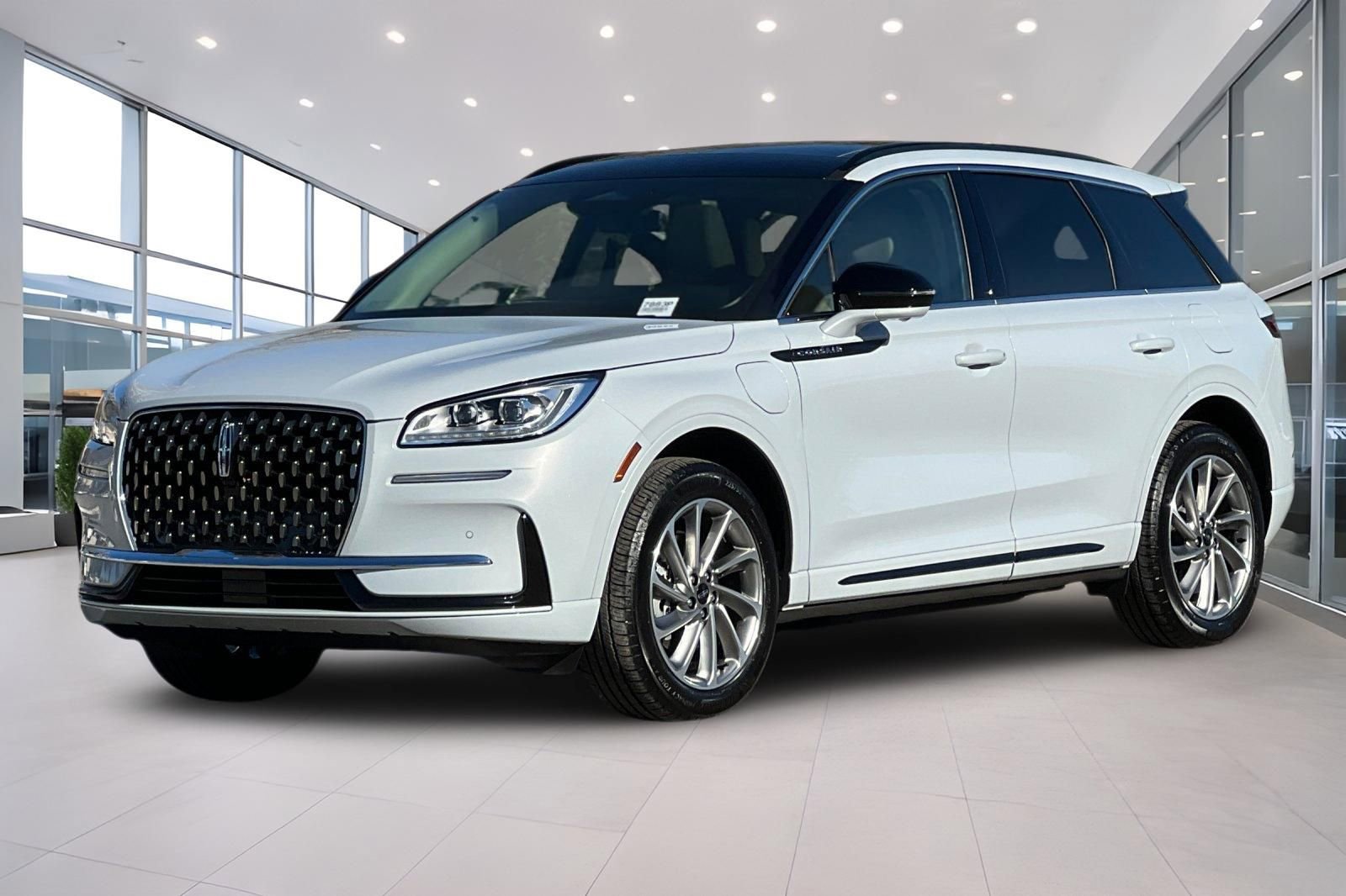 Certified 2025 Lincoln Corsair Grand Touring w/ Equipment Group 301A image 8