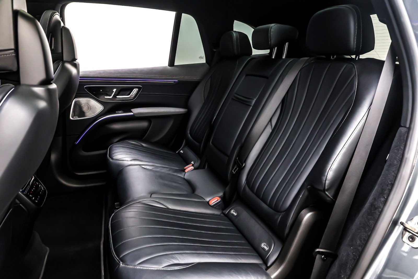 Used 2023 Mercedes-Benz EQS 450+ 4MATIC SUV image 8