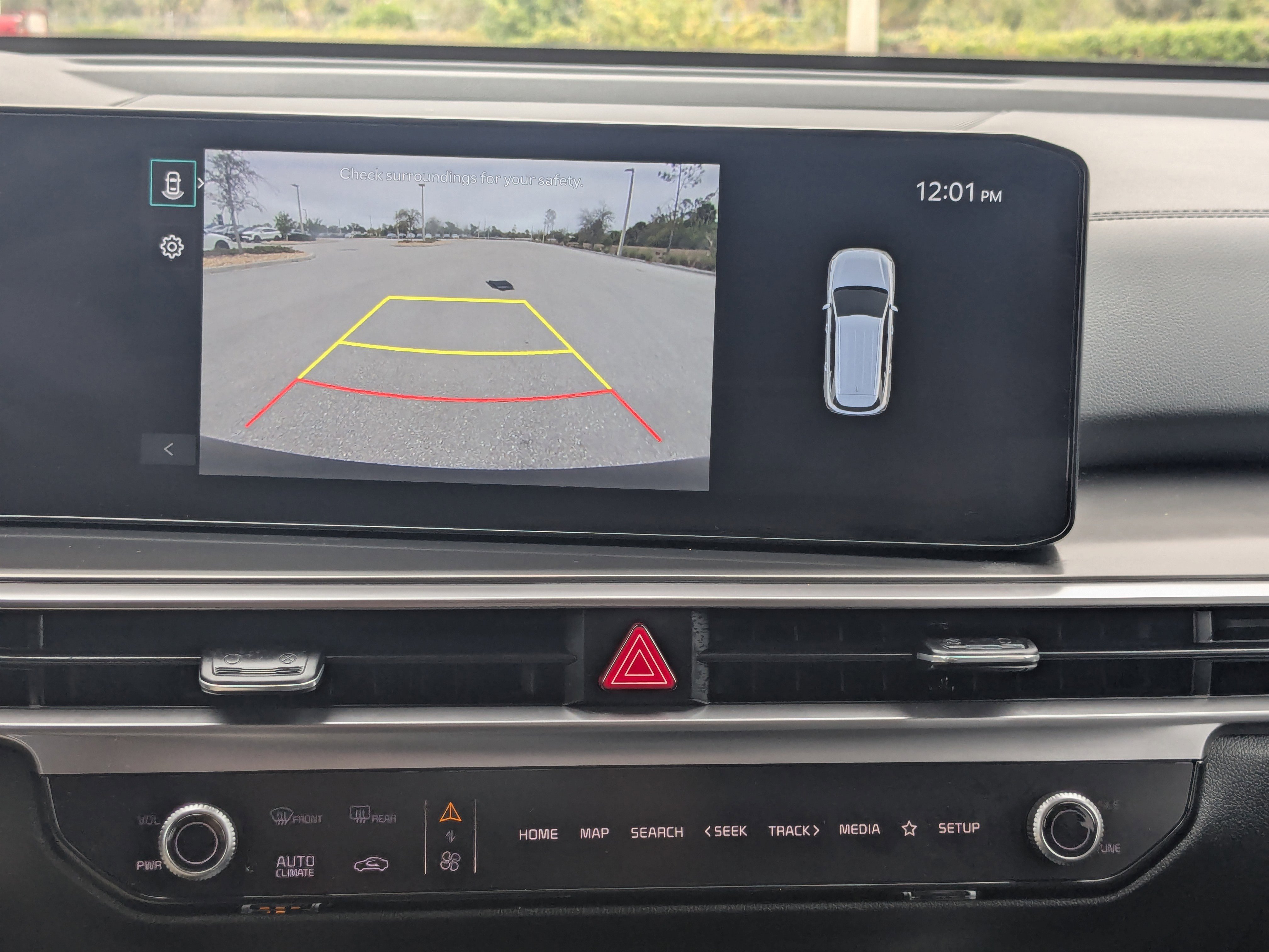 Certified 2025 Kia Sorento S w/ Panoramic Sunroof Package image 33