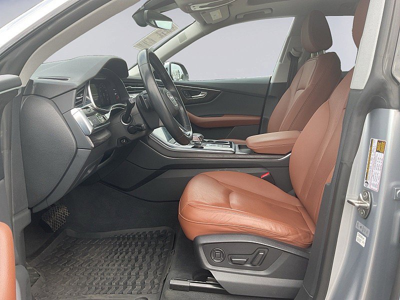 Used 2022 Audi Q8 Premium Plus w/ Premium Plus Package image 6