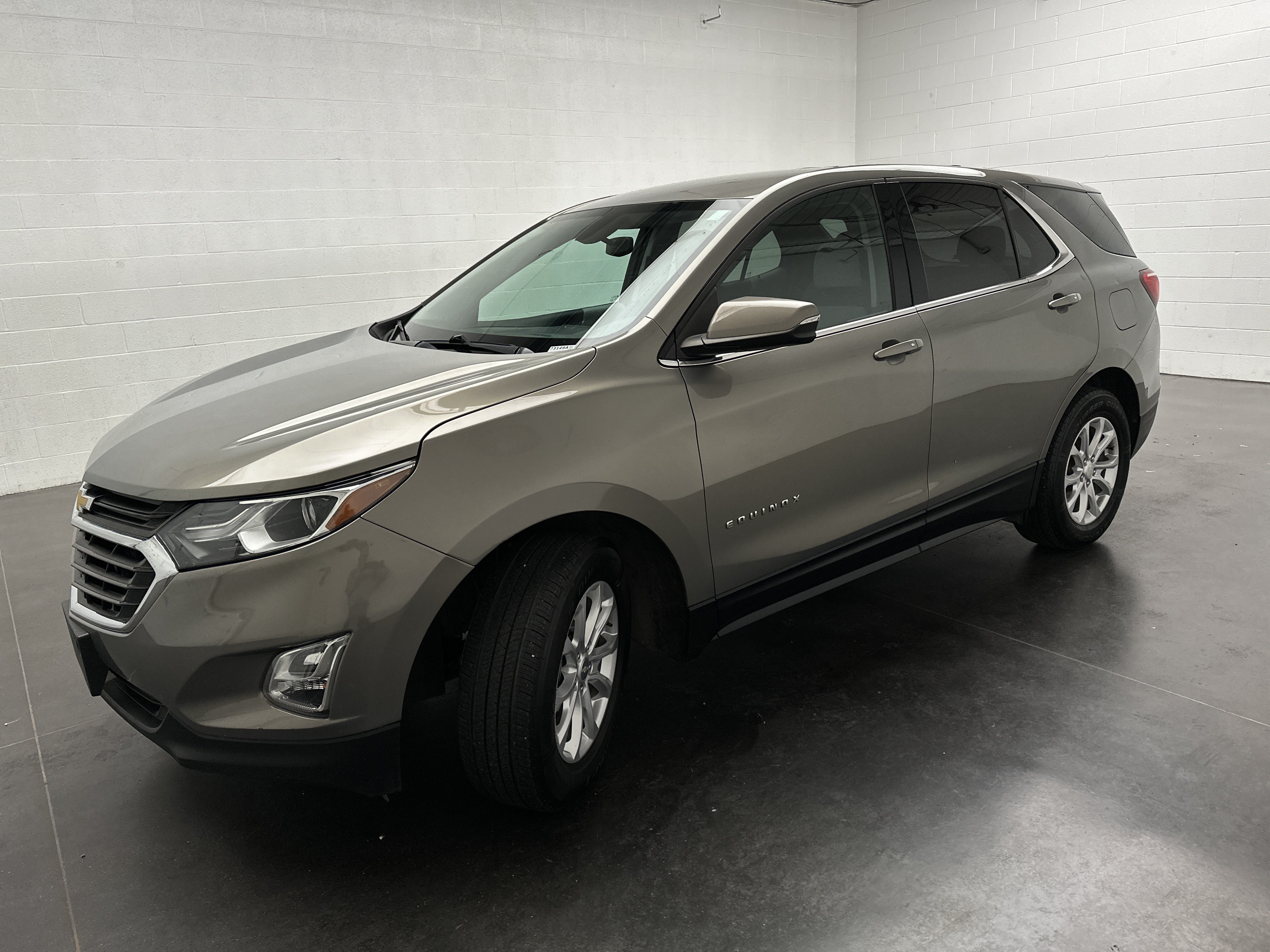 Used 2018 Chevrolet Equinox LT AWD/4WD image 4