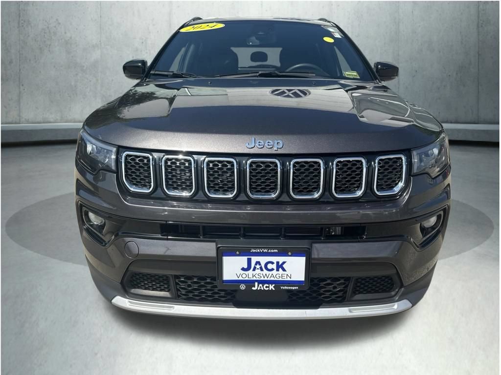 Used 2024 Jeep Compass Limited AWD/4WD image 10
