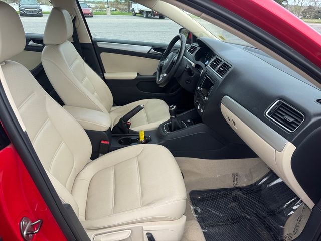Used 2014 Volkswagen Jetta SE FWD image 17
