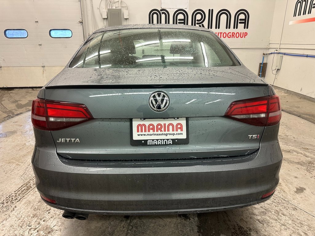 Used 2018 Volkswagen Jetta Wolfsburg Edition image 14