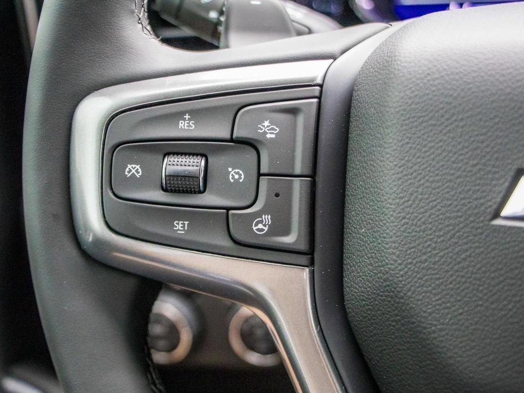 Used 2025 Chevrolet Silverado 1500 LTZ AWD/4WD image 57