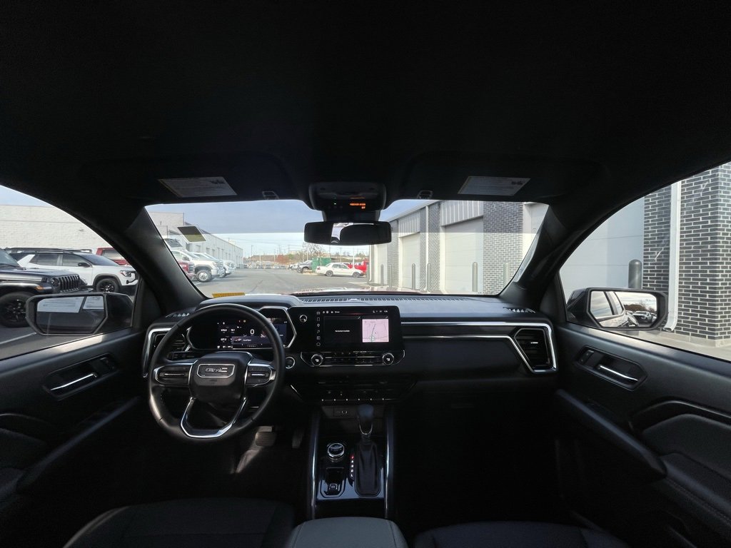 Used 2024 GMC Canyon Elevation w/ Elevation Premium Package image 26