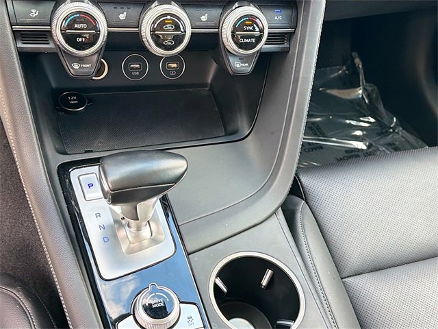 Used 2022 Genesis G70 2.0T image 16