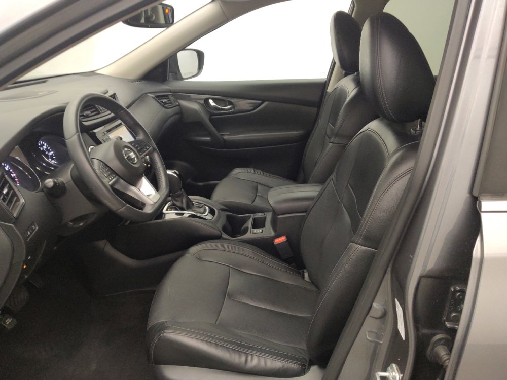 Used 2017 Nissan Rogue SL w/ SL Premium Package image 17