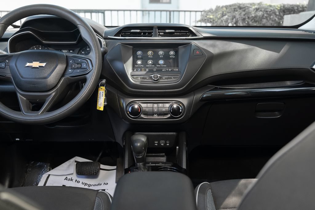 Used 2021 Chevrolet TrailBlazer LS FWD image 26