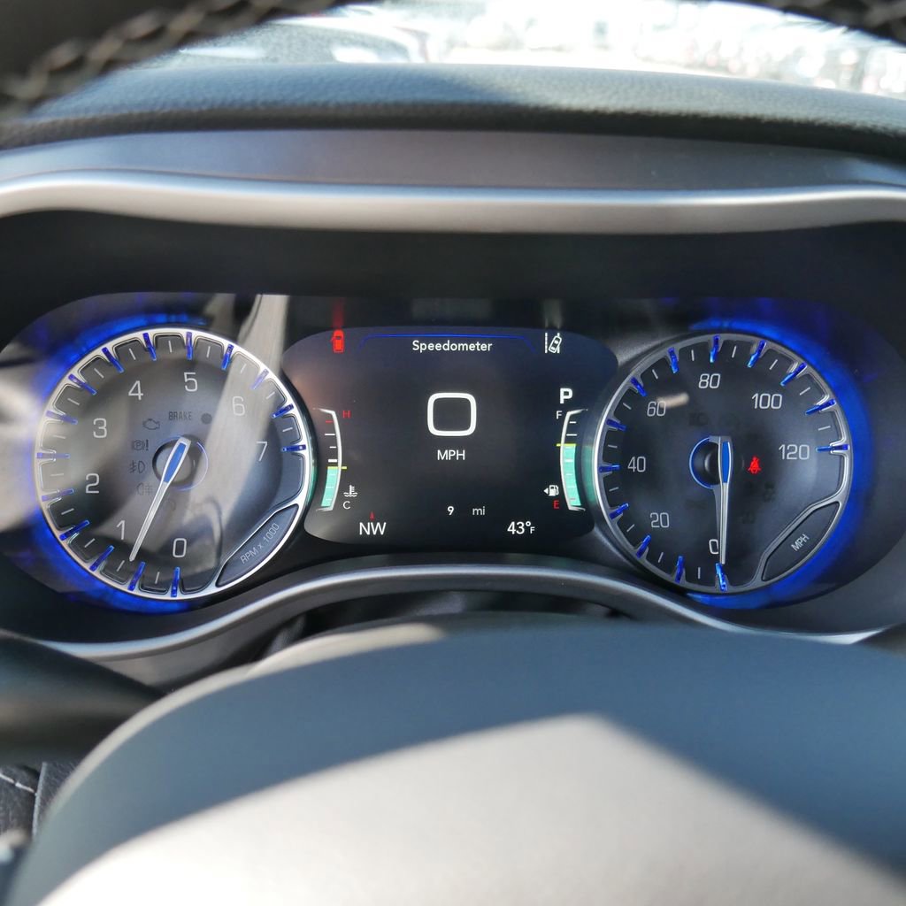 New 2026 Chrysler Pacifica Select image 46