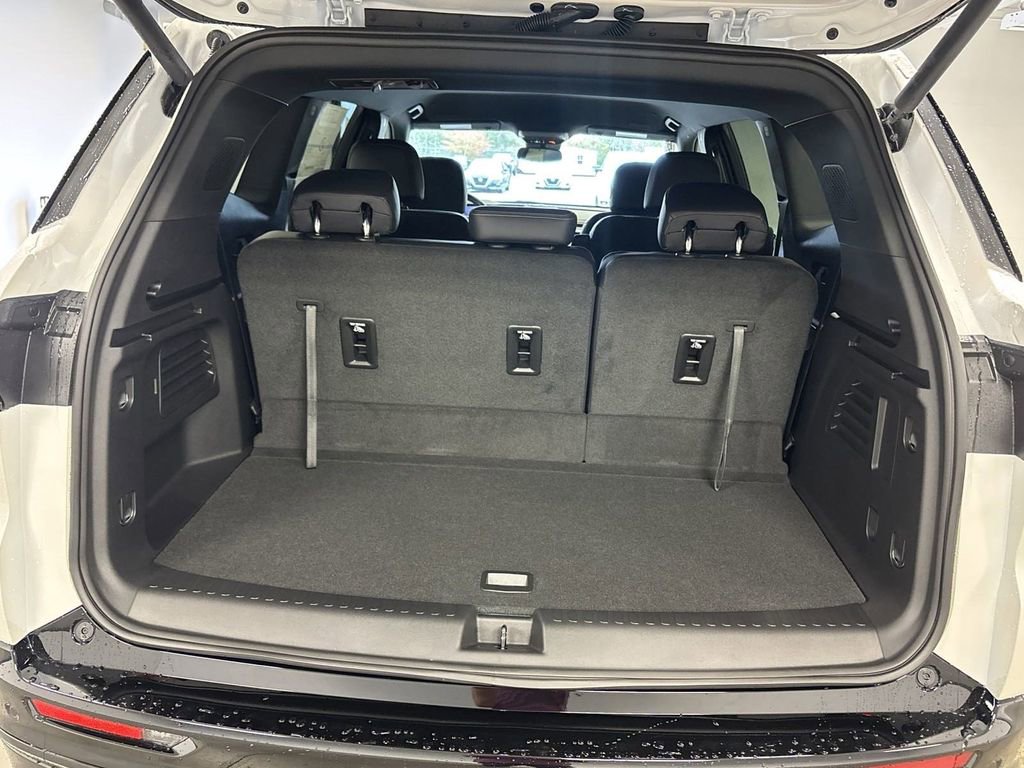 New 2025 Buick Enclave Sport Touring w/ Super Cruise Package image 14