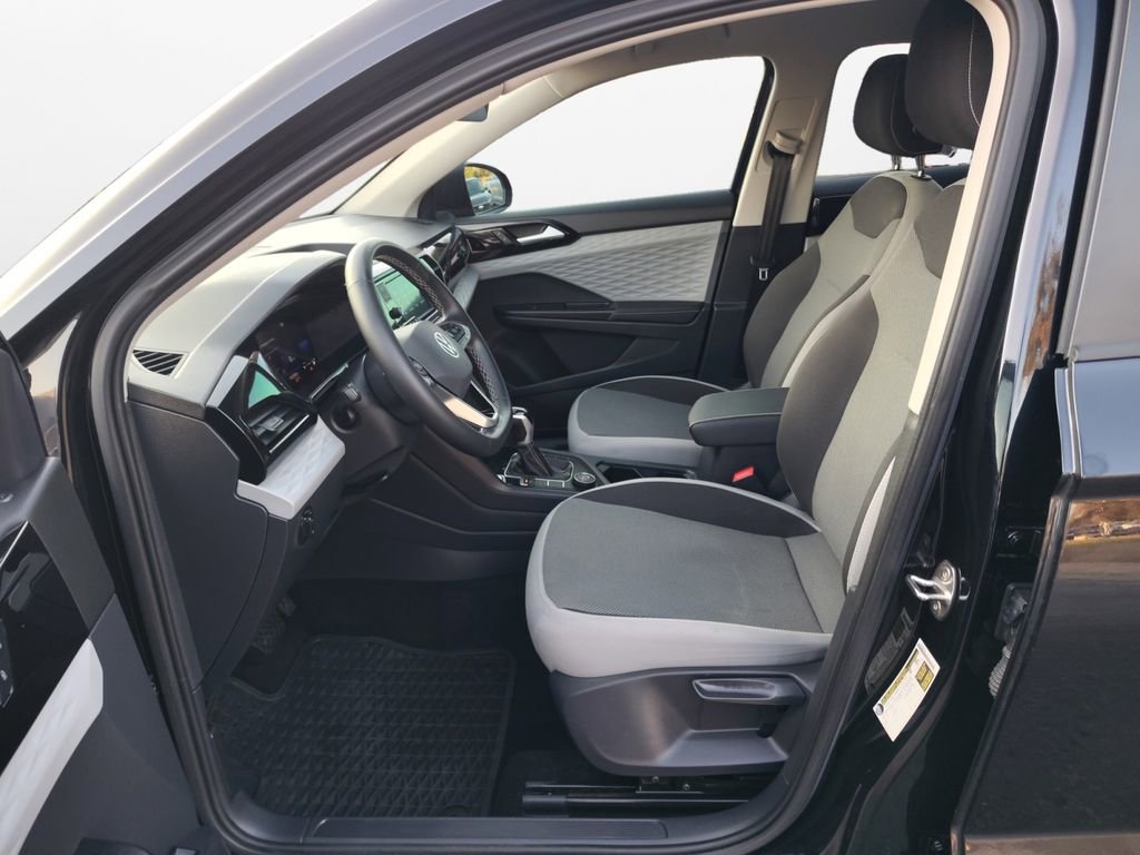 Used 2024 Volkswagen Taos S image 18