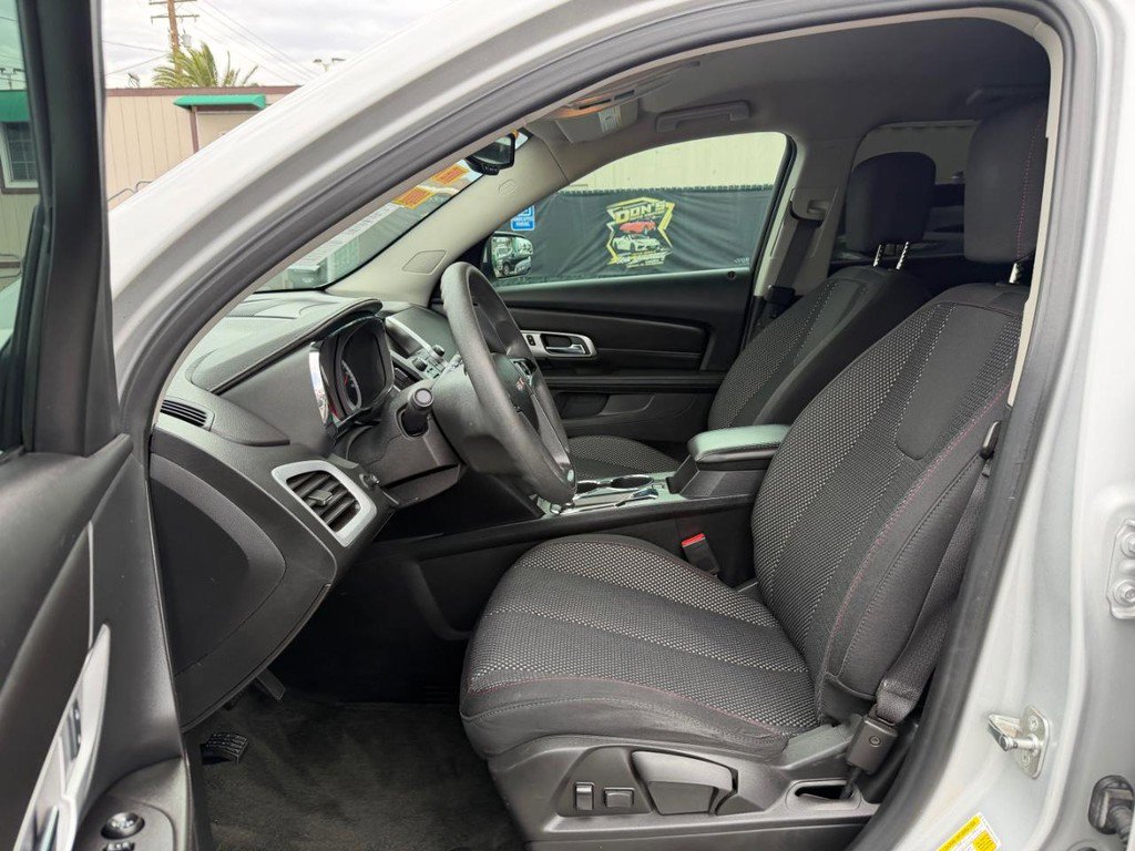 Used 2017 GMC Terrain SLE FWD image 16