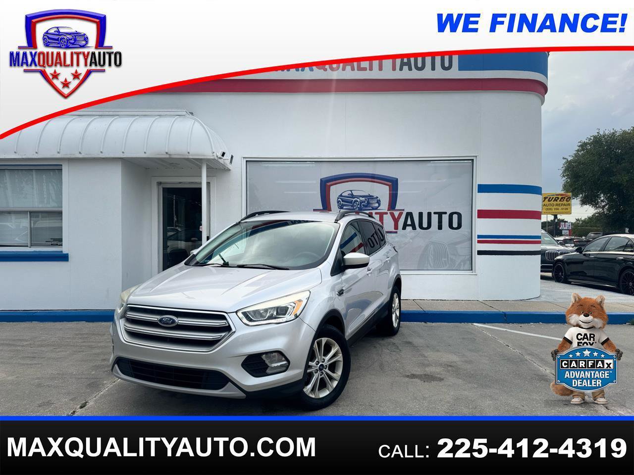 Used 2017 Ford Escape SE w/ Equipment Group 201A FWD image 1