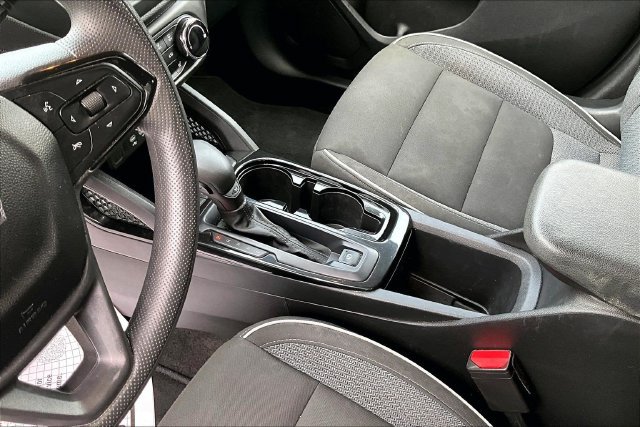 Used 2022 Chevrolet TrailBlazer LT FWD image 17