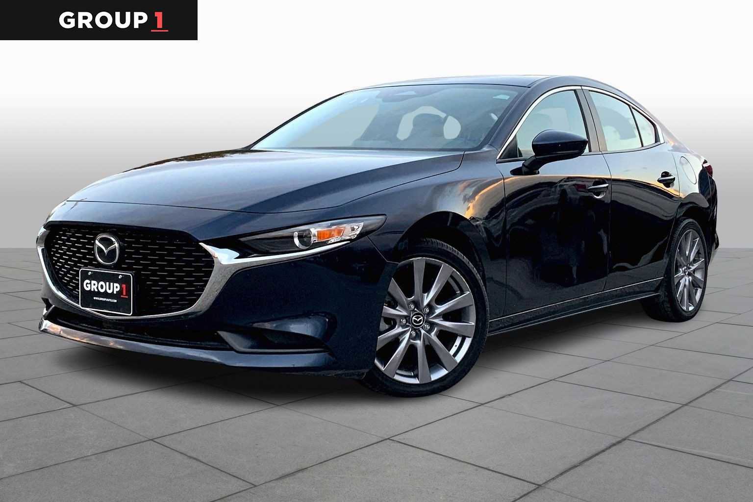 Used 2025 MAZDA MAZDA3 s video 1