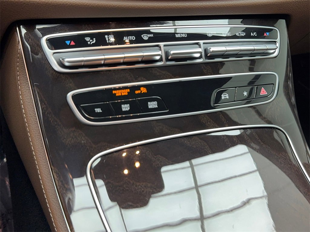 Used 2022 Mercedes-Benz E 350 Sedan w/ Driver Assistance Package image 31